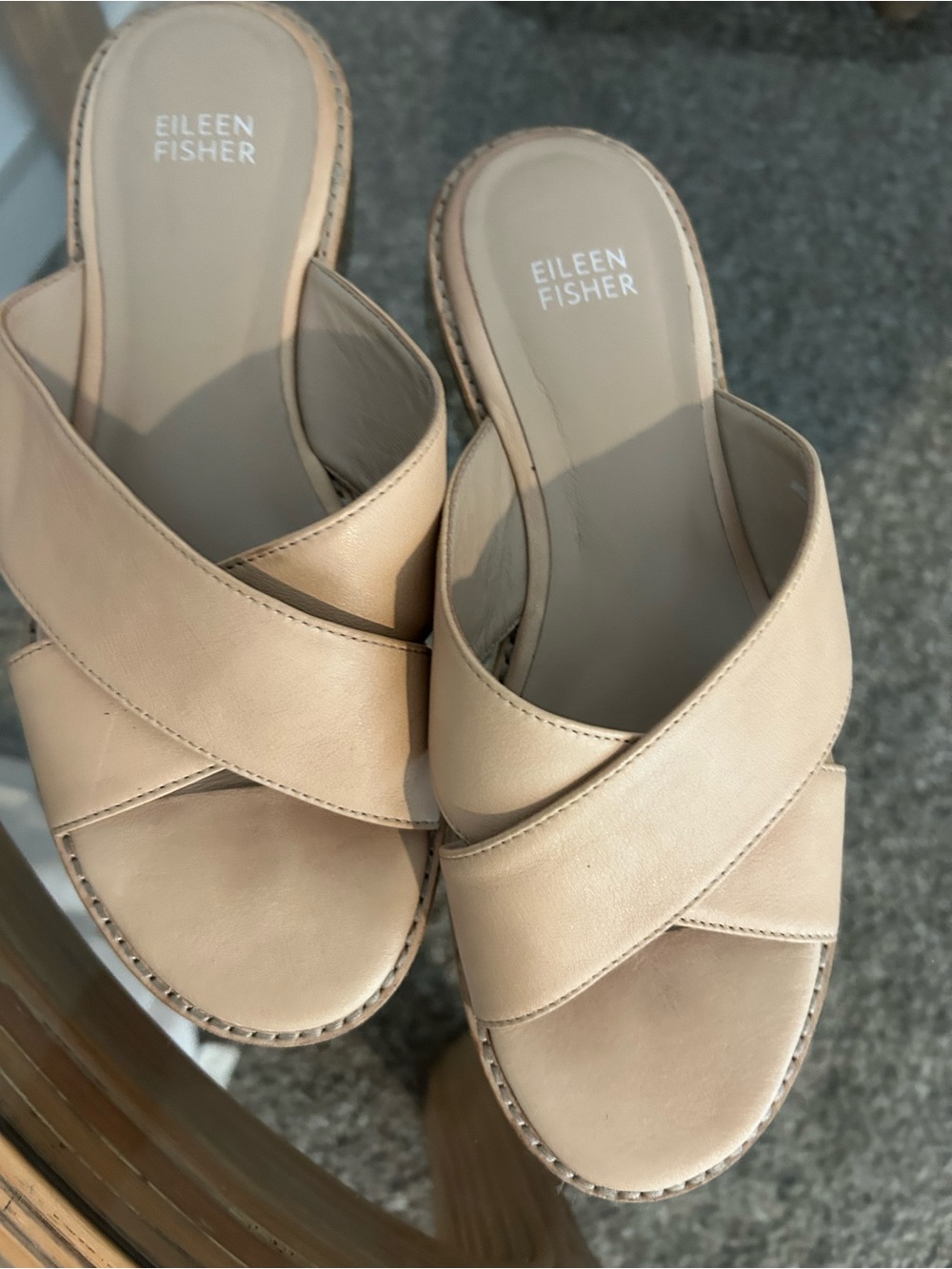 Eileen Fisher Cape Crossover Sand/Cream Leather Sandals Size 7.5